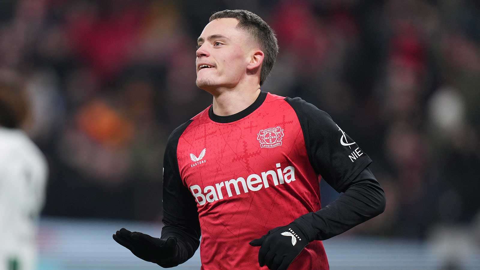 日本队“团灭”，张本美和“逼”出最强孙颖莎，中国女乒提前锁定冠军.